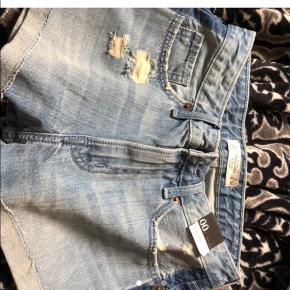 Amber Comby and Fitch shorts - Picture 2 of 4